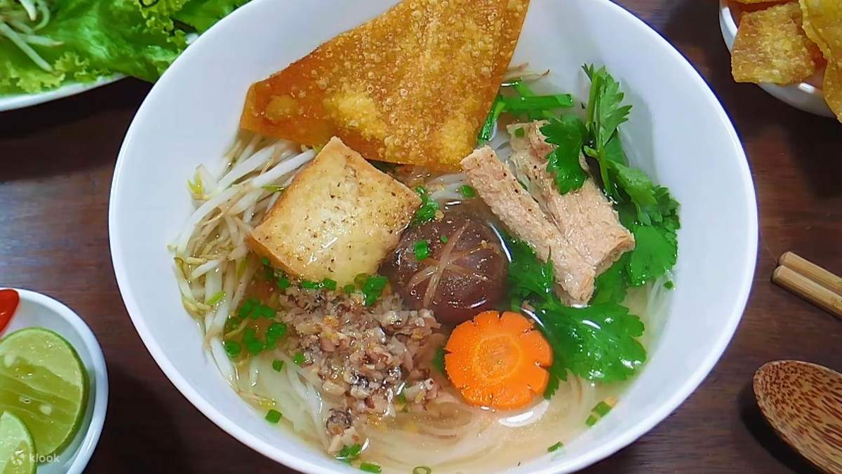 ก๋วยเตี๋ยวน้ำซุปมังสวิรัติ